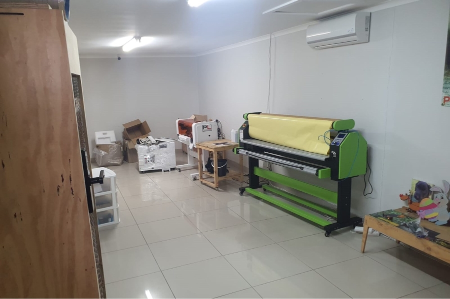 To Let commercial Property for Rent in Newton Park Eastern Cape